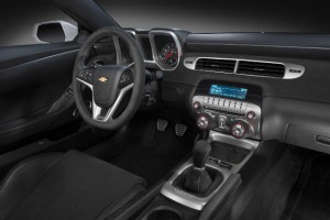 2014-Chevrolet-Camaro-Z28-3
