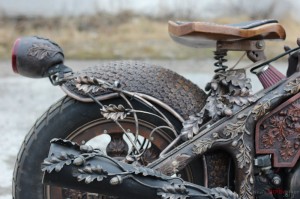Steampunk-Wooden-Motorcycle-2
