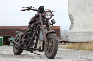 russian-carved-wooden-motorcycle-puts-other-customs-to-bitter-shame-photo-gallery_19
