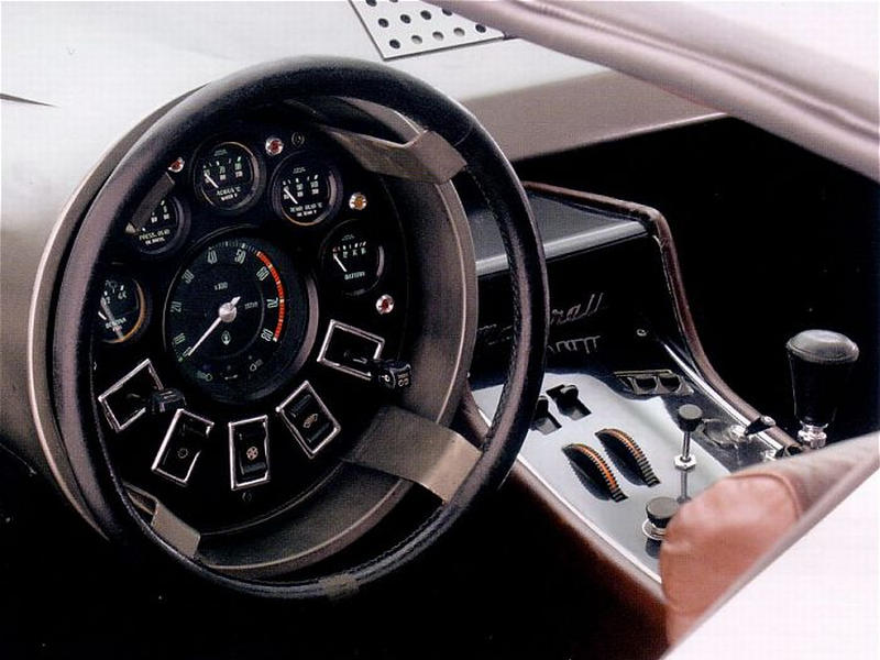 1972_ItalDesign_Maserati_Boomerang_interior_01