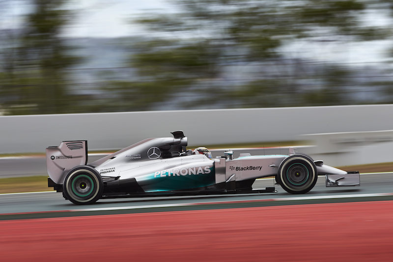 Hamilton-Mercedes-test-barcelona
