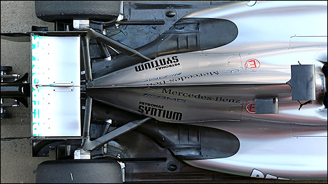 f1-mercedes-w04-rear-top-inline