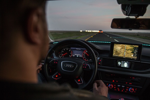 news-audi-2015-piloted-driving-from-silicon-valley-to-las-vegas-24.0
