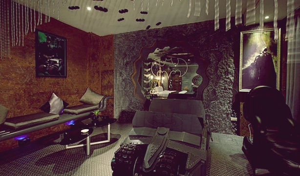 Batcave-Room-Decoration-at-Eden-Motel-Taiwan-03