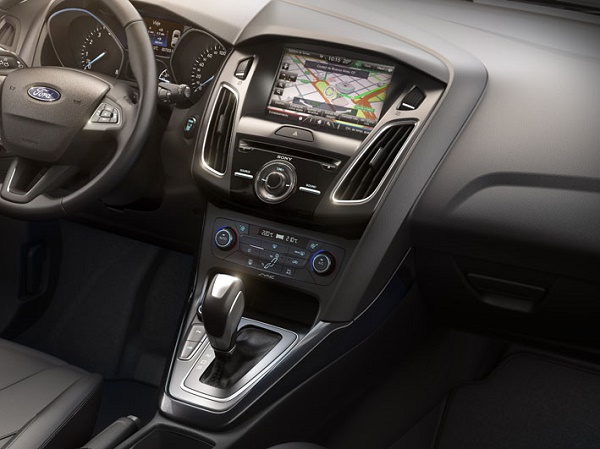 Ford Focus Fastback-Interior1